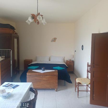 Casa Vacanze " Mela " Нова Сири Екстериор снимка